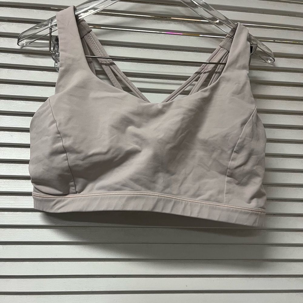 LULU LEMON✨sz12 sports Bra ✨Cream